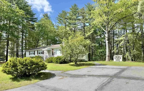 4 Rita Avenue Pelham NH 03076
