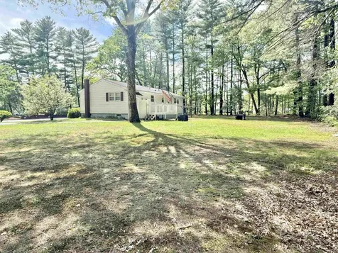 4 Rita Avenue Pelham NH 03076