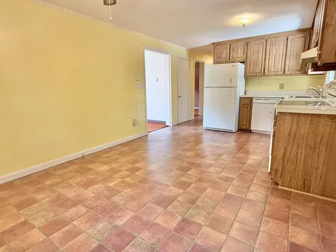 4 Rita Avenue Pelham NH 03076