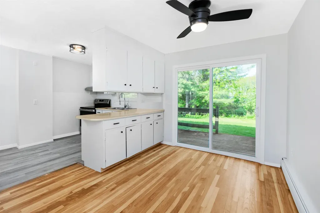 14 Oliver Drive Hudson NH 03051