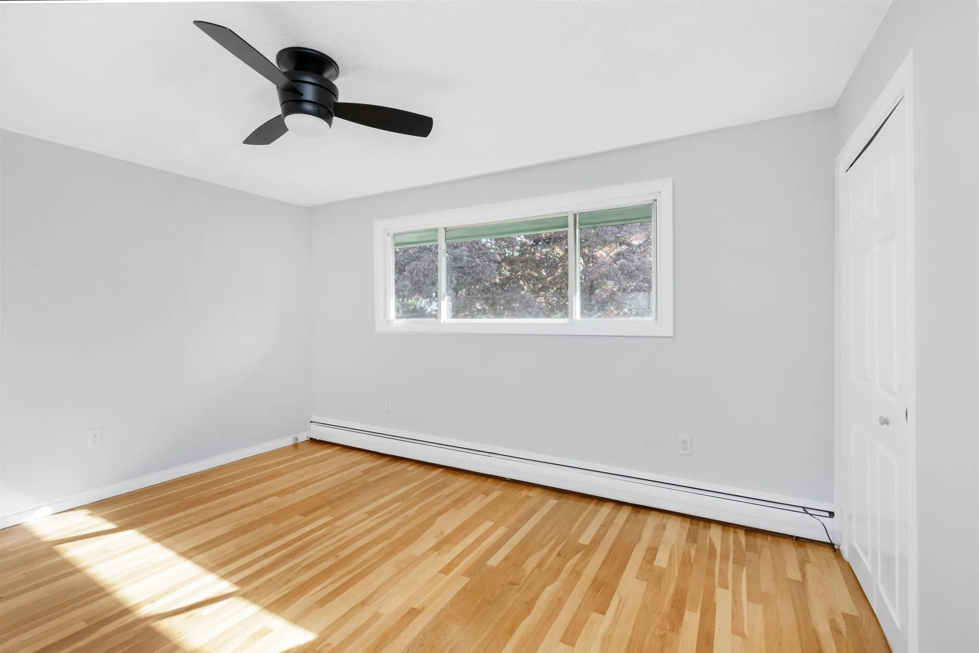 14 Oliver Drive Hudson NH 03051