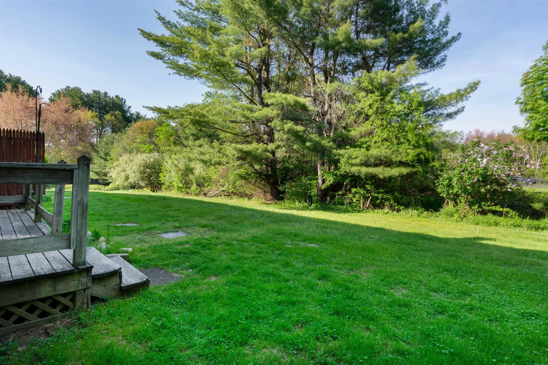 14 Oliver Drive Hudson NH 03051