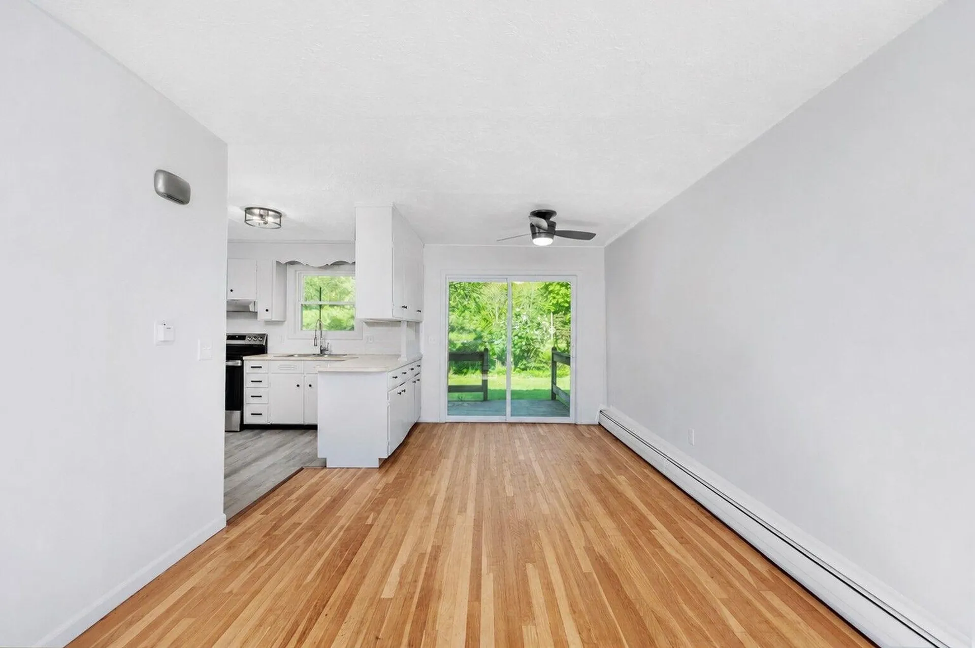 14 Oliver Drive Hudson NH 03051