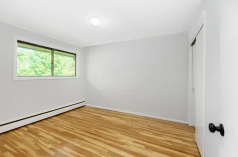 14 Oliver Drive Hudson NH 03051