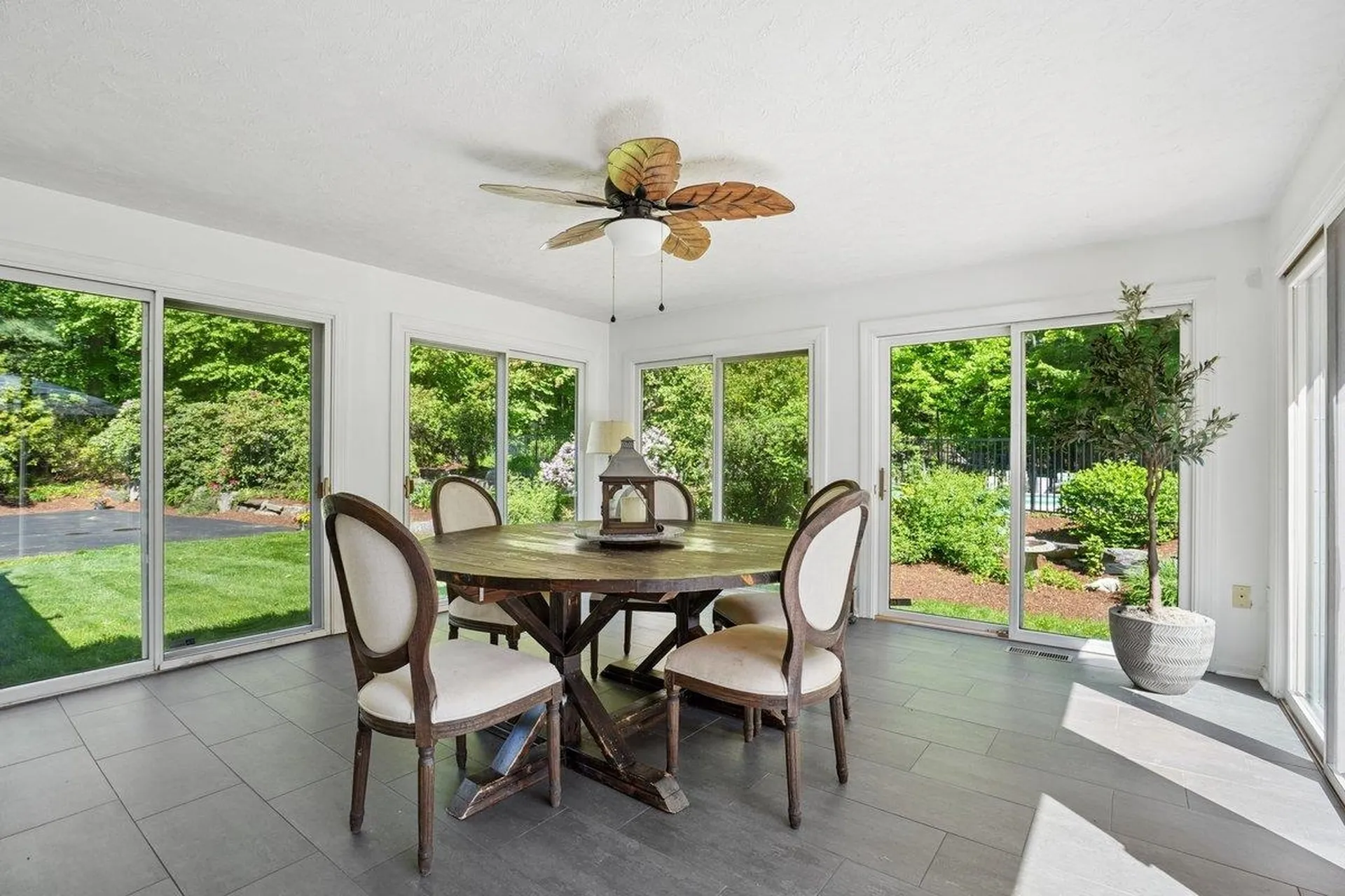 5 Spring Hill Road Bedford NH 03110