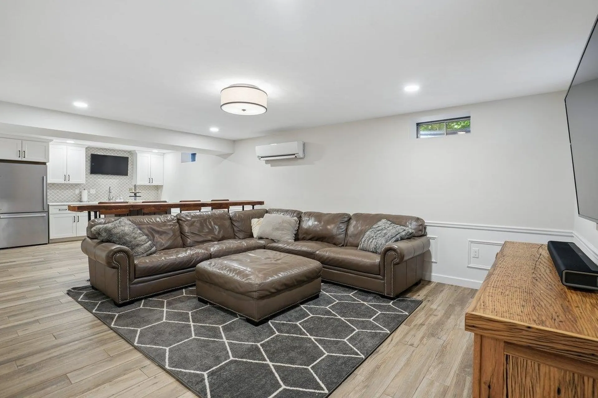 5 Spring Hill Road Bedford NH 03110