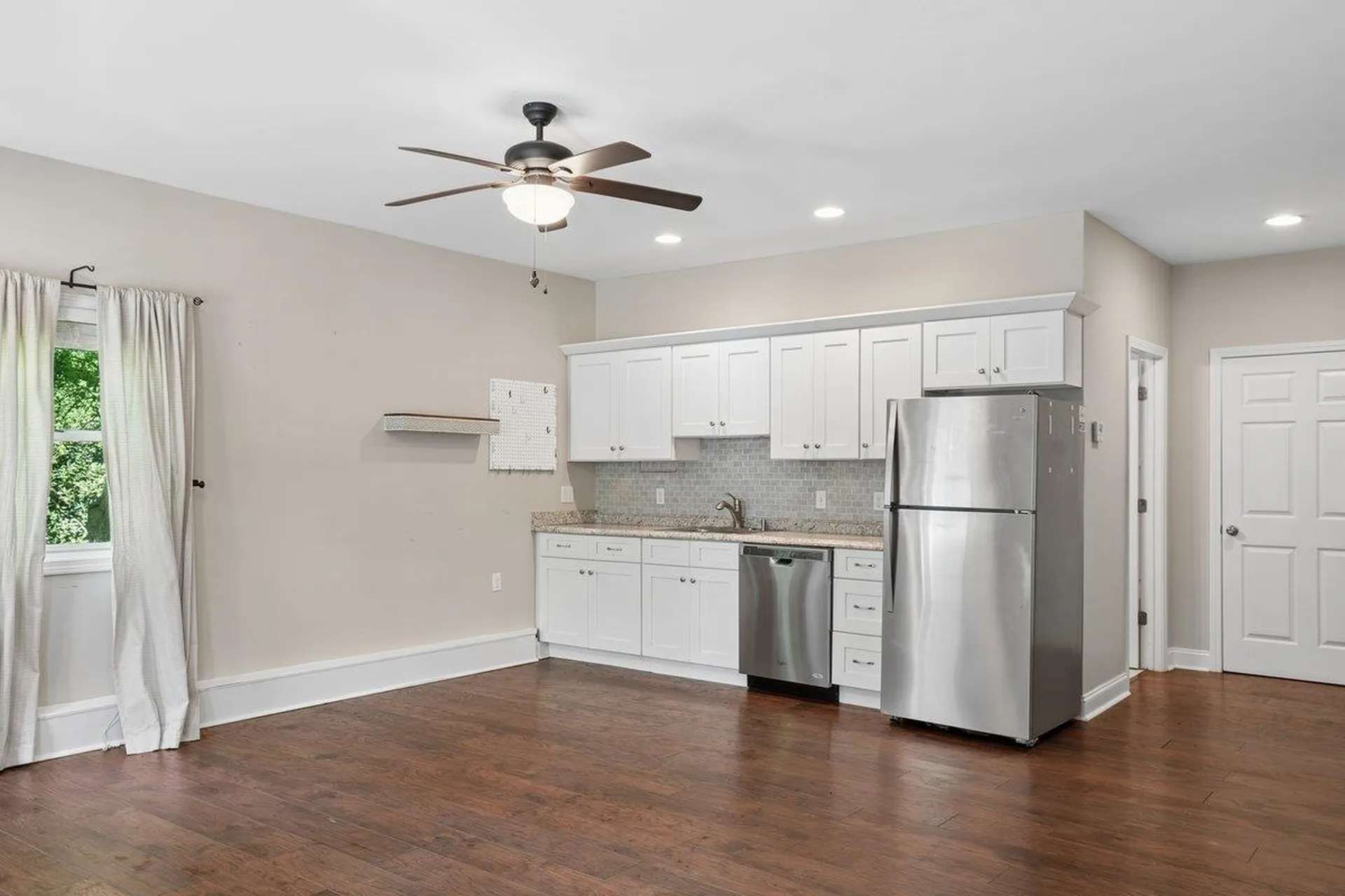 5 Spring Hill Road Bedford NH 03110