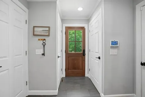 5 Spring Hill Road Bedford NH 03110