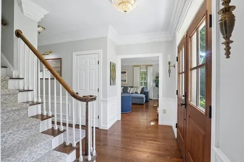 5 Spring Hill Road Bedford NH 03110