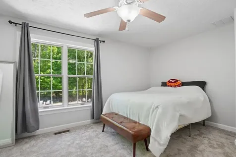 5 Spring Hill Road Bedford NH 03110