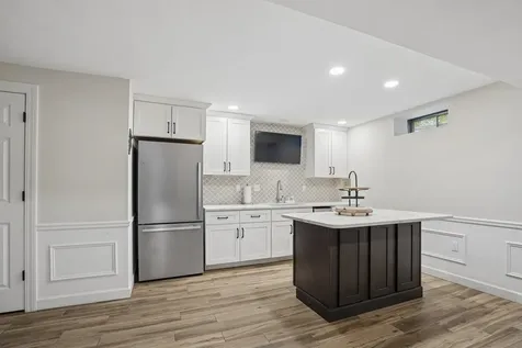 5 Spring Hill Road Bedford NH 03110