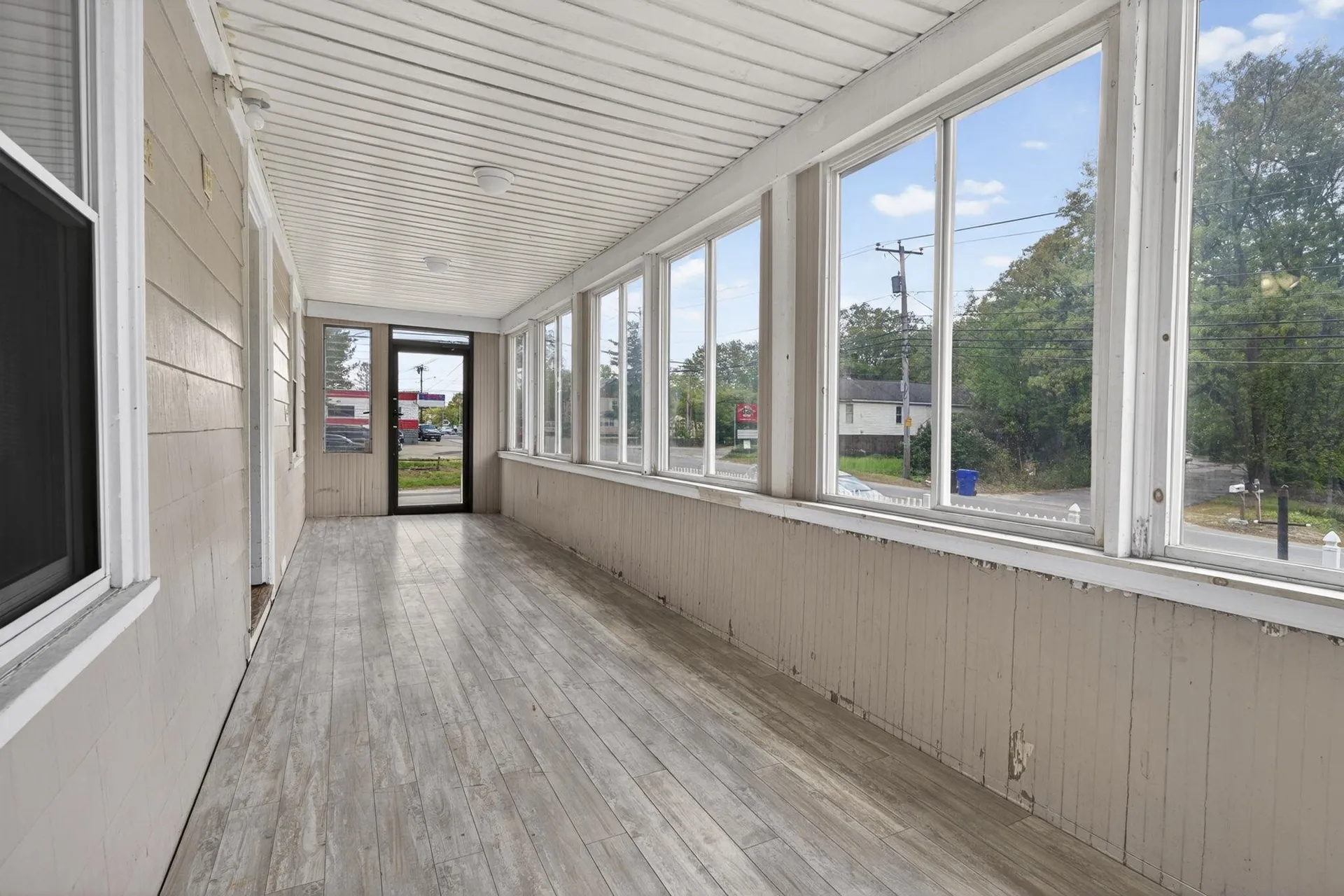 58 Lowell Road Hudson NH 03051
