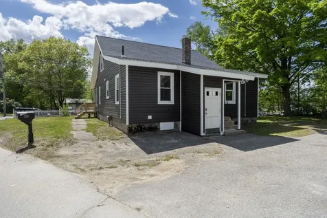 58 Lowell Road Hudson NH 03051