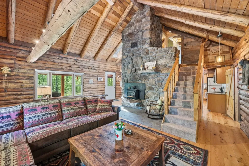549 Barnard Hill Road Weare NH 03281