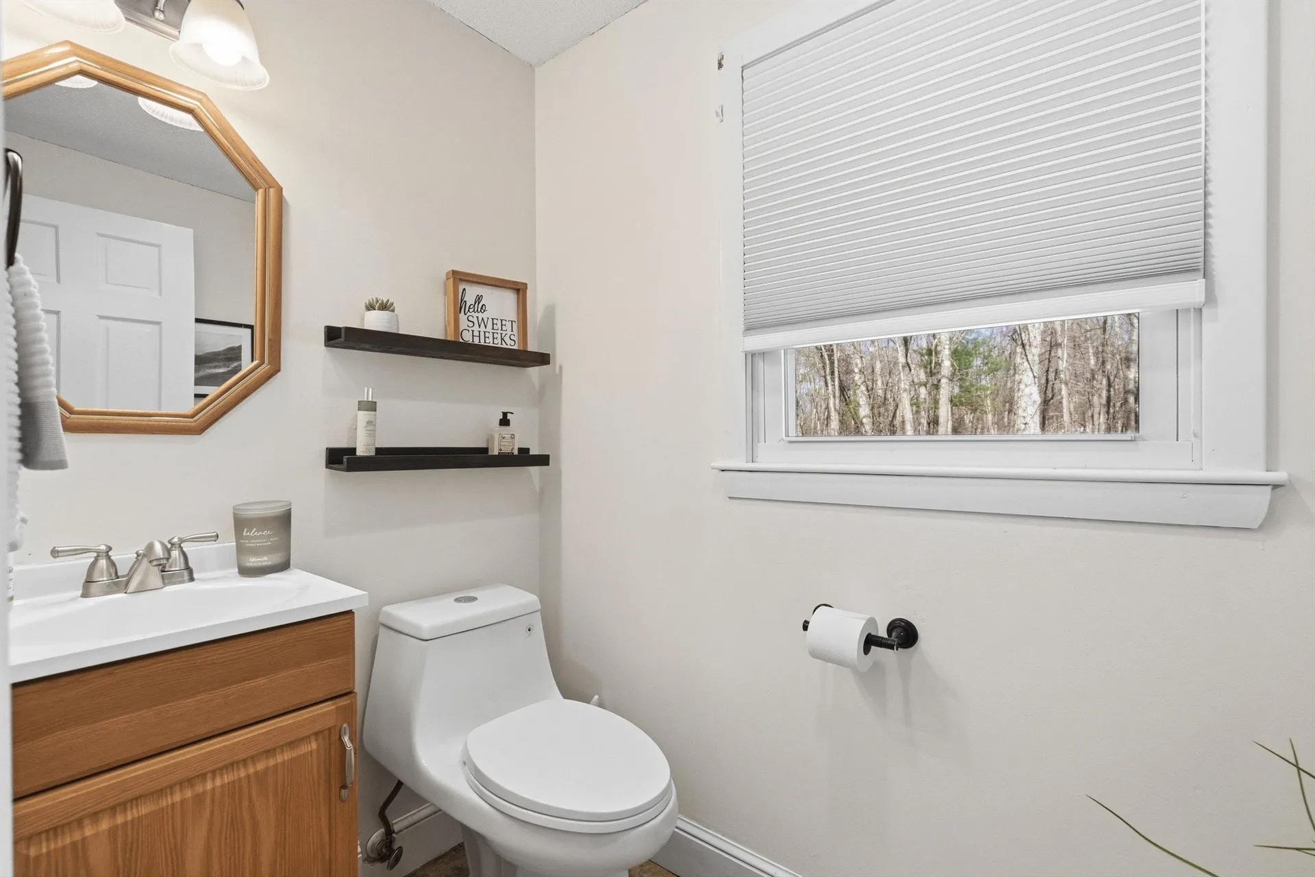 22 Derryfield Road Derry NH 03038