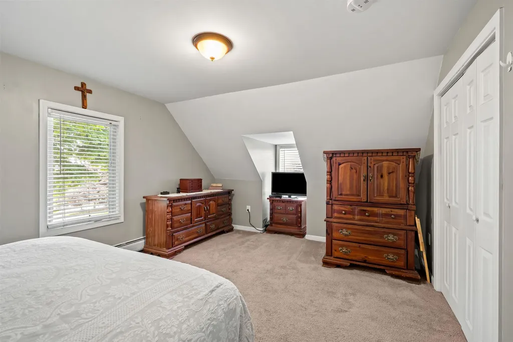 267 Cilley Road Manchester NH 03103