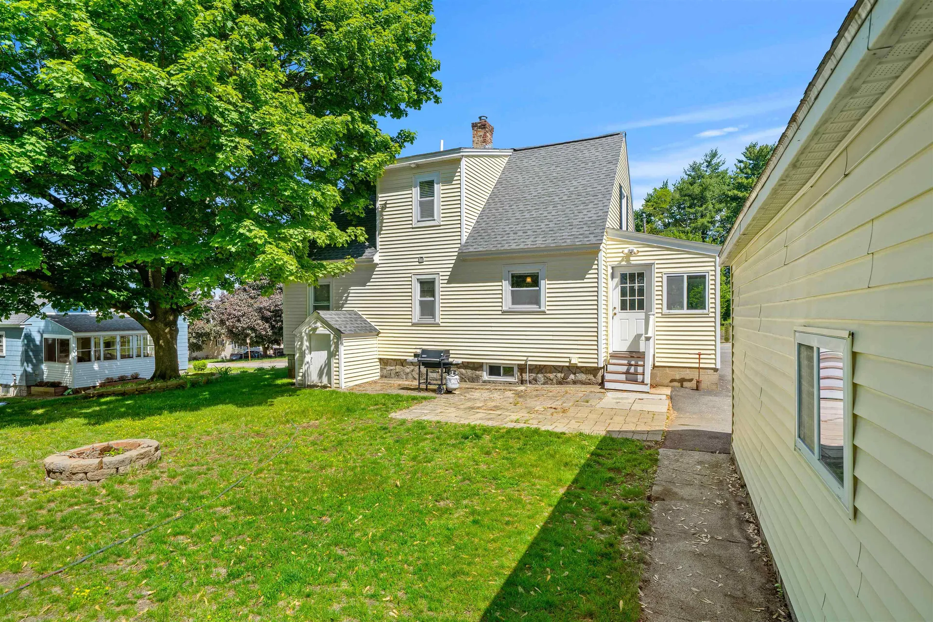 267 Cilley Road Manchester NH 03103