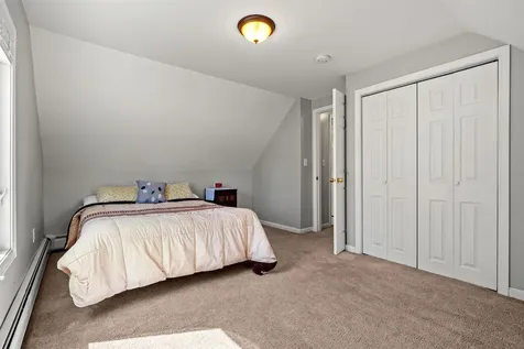 267 Cilley Road Manchester NH 03103