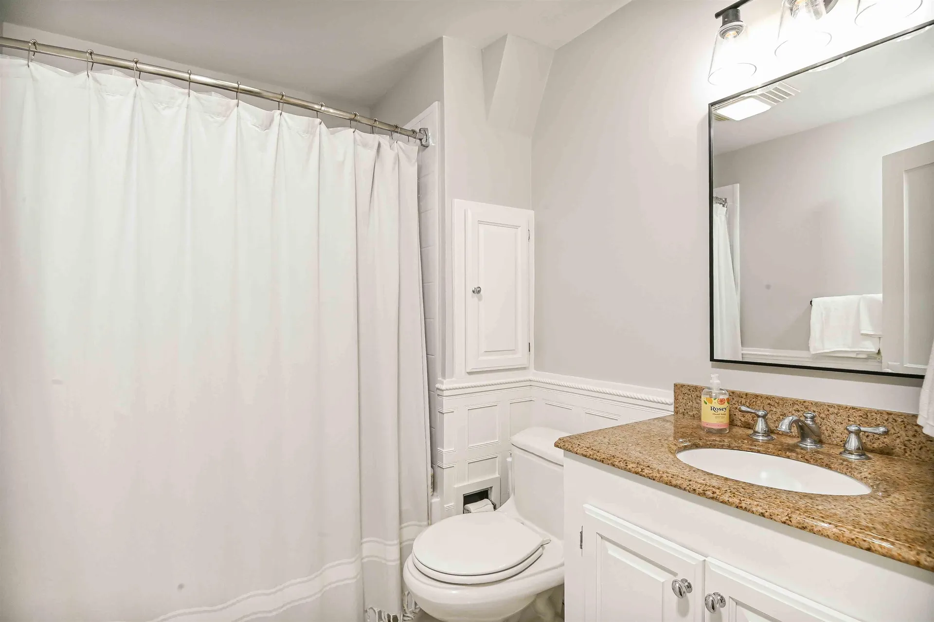 30 Broad Street Rochester NH 03867
