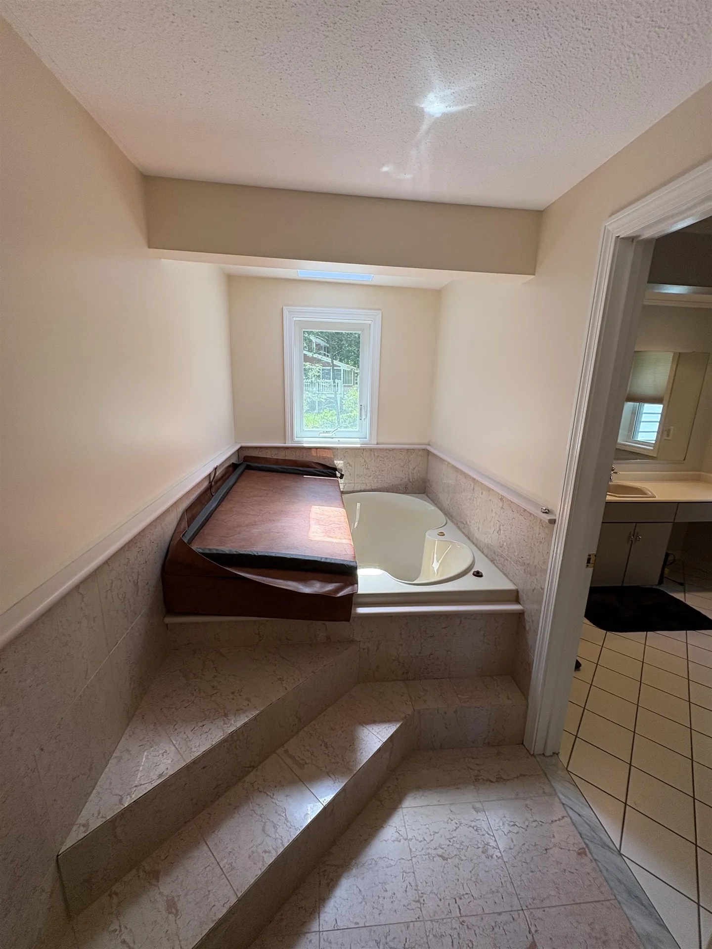 22 Deerwood Drive Amherst NH 03031