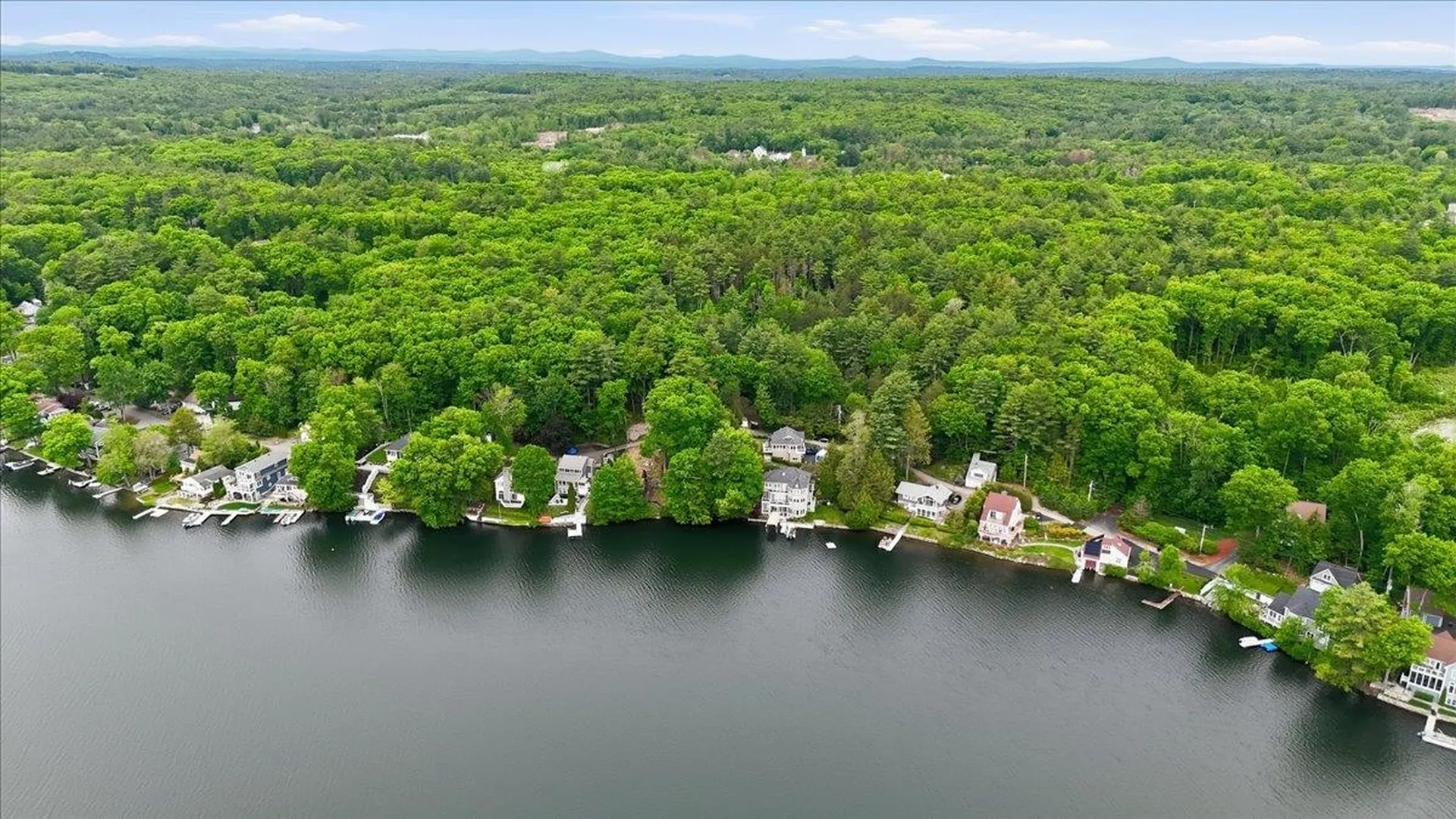 27 North Shore Road Windham NH 03087