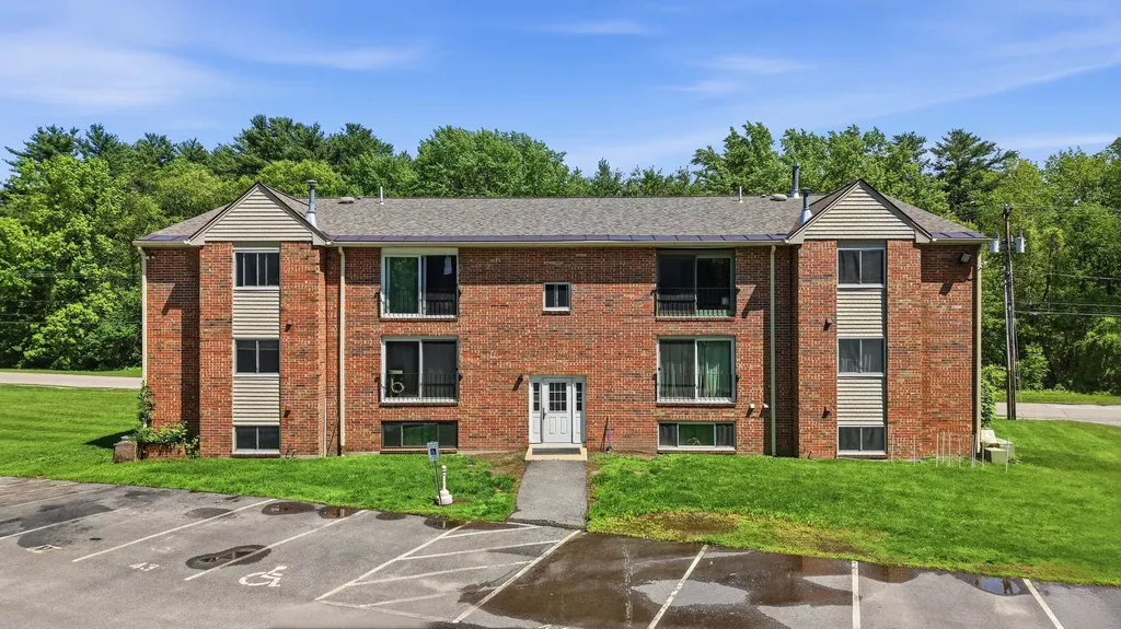 2 Brookside Drive Exeter NH 03833