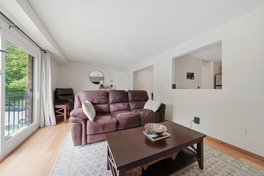 2 Brookside Drive Exeter NH 03833