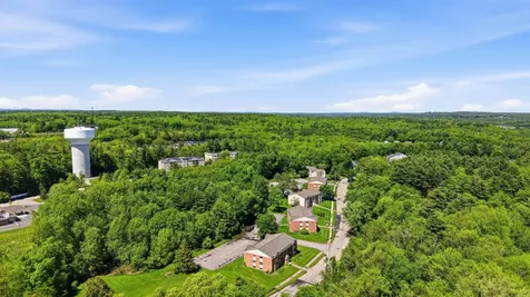 2 Brookside Drive Exeter NH 03833