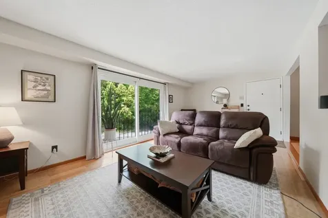 2 Brookside Drive Exeter NH 03833