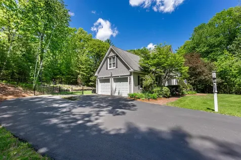 7 Linda Lane Merrimack NH 03054