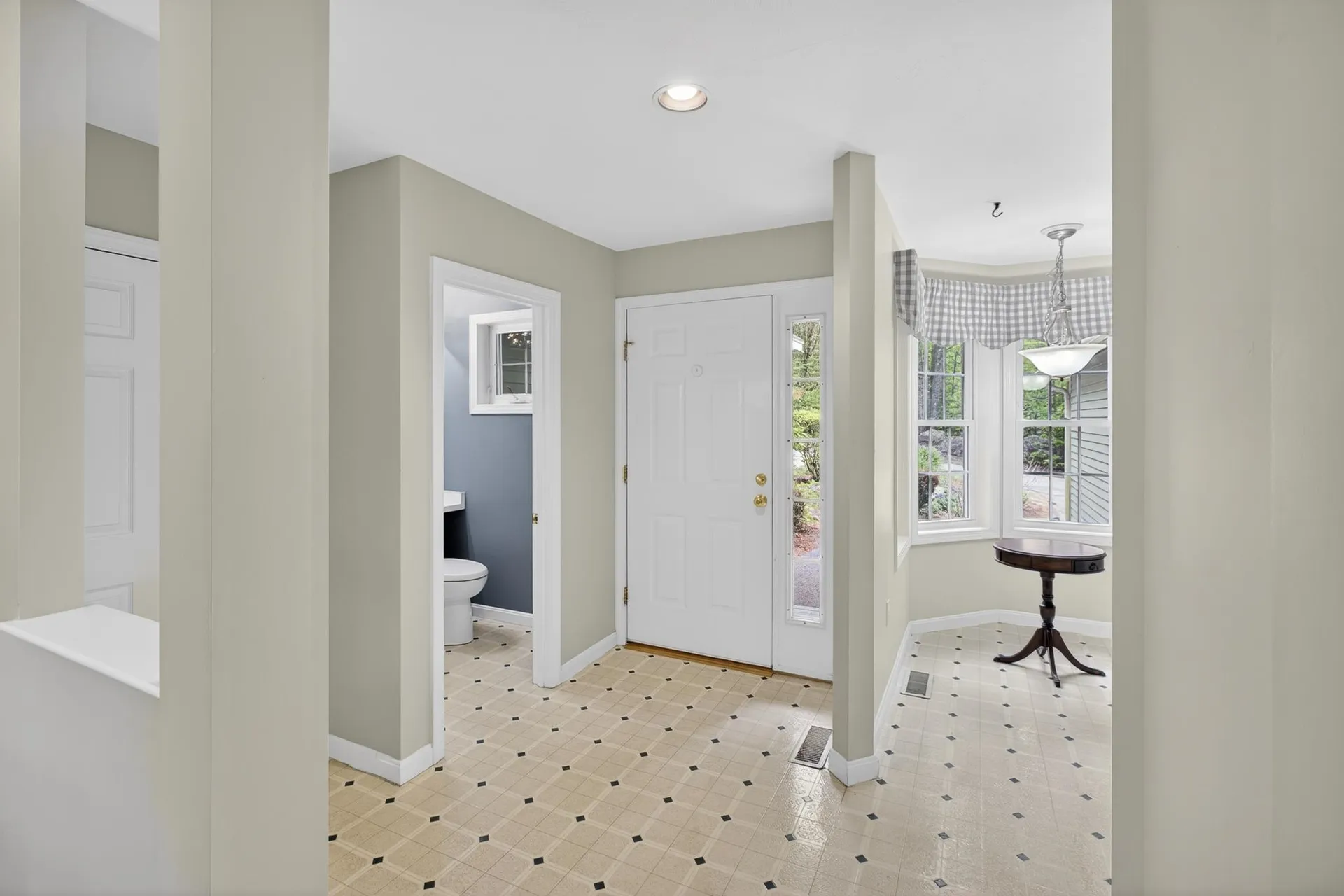1465 Hooksett Road Hooksett NH 03106
