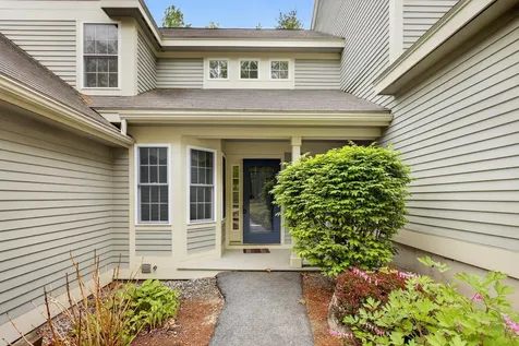 1465 Hooksett Road Hooksett NH 03106