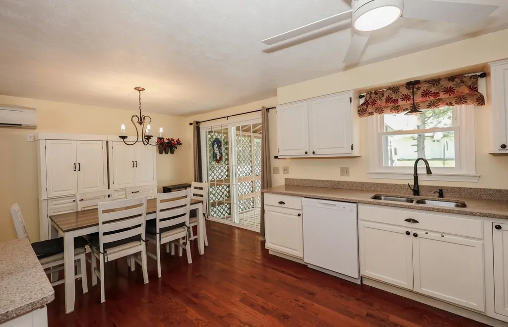 401 N Gate Road Manchester NH 03104