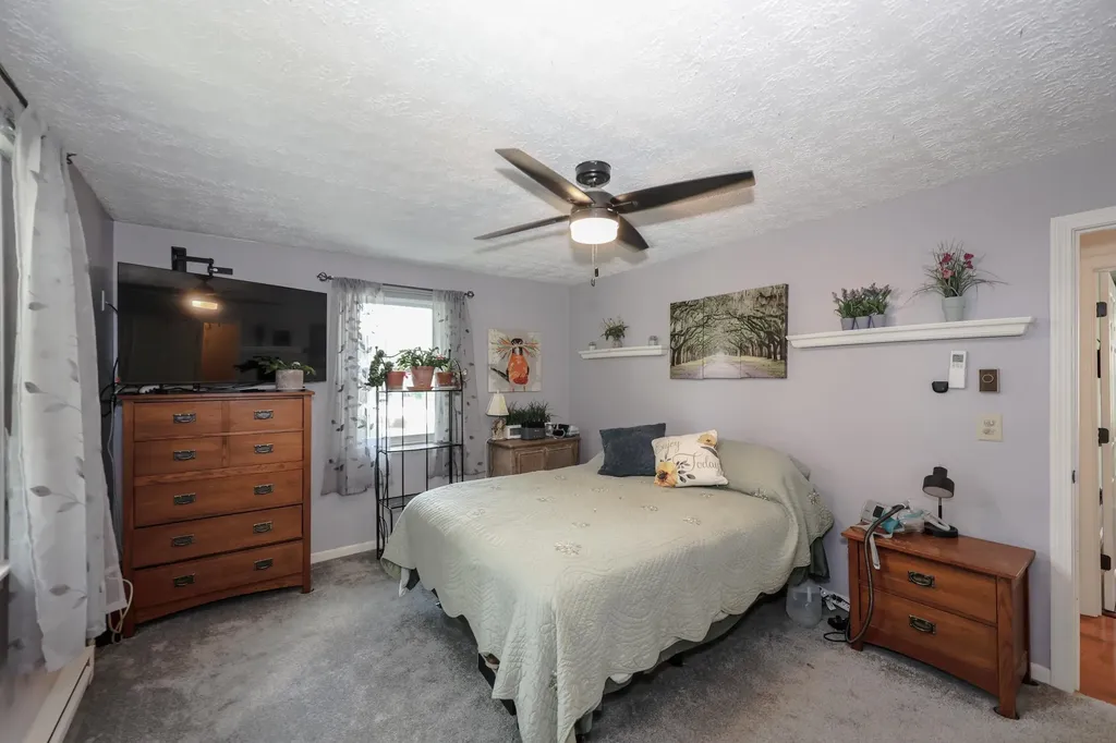 401 N Gate Road Manchester NH 03104