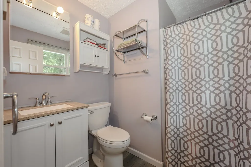 401 N Gate Road Manchester NH 03104