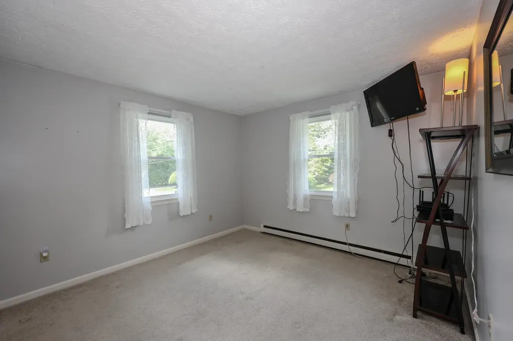 401 N Gate Road Manchester NH 03104