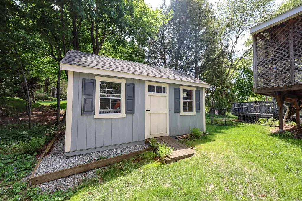 401 N Gate Road Manchester NH 03104