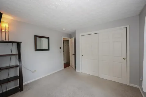 401 N Gate Road Manchester NH 03104