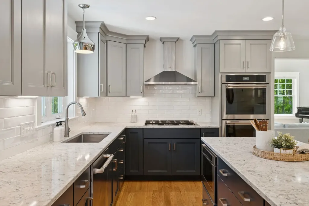 12 Long Hill Road Stratham NH 03885