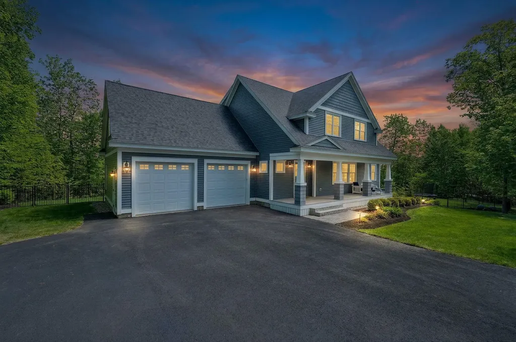 12 Long Hill Road Stratham NH 03885