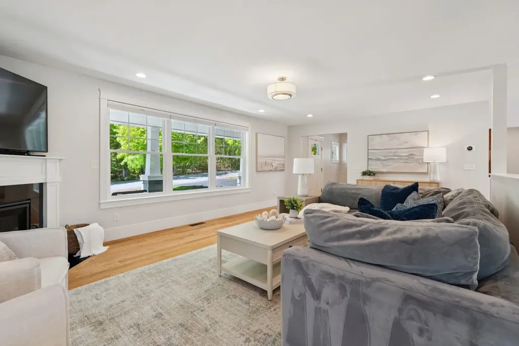 12 Long Hill Road Stratham NH 03885