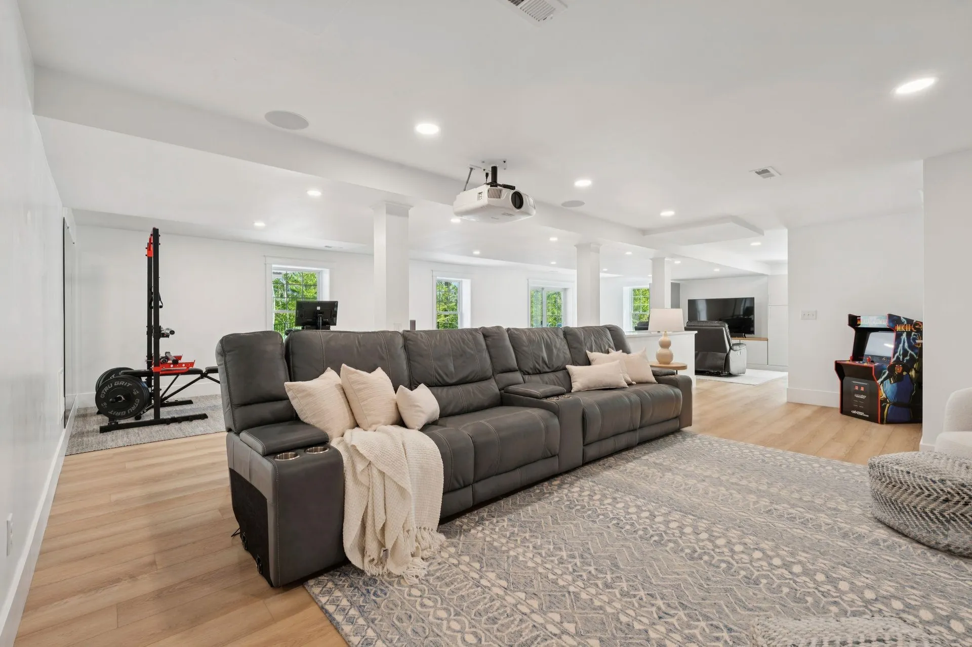 12 Long Hill Road Stratham NH 03885