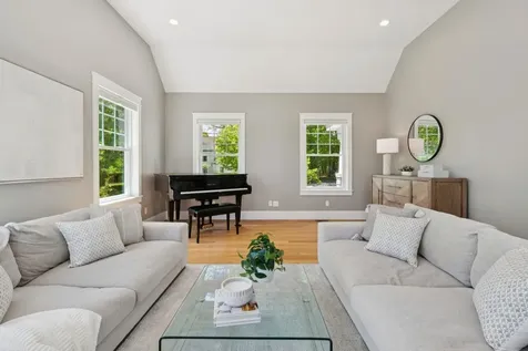 12 Long Hill Road Stratham NH 03885