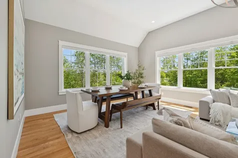 12 Long Hill Road Stratham NH 03885