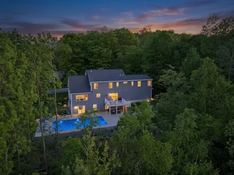 12 Long Hill Road Stratham NH 03885