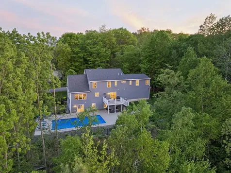 12 Long Hill Road Stratham NH 03885