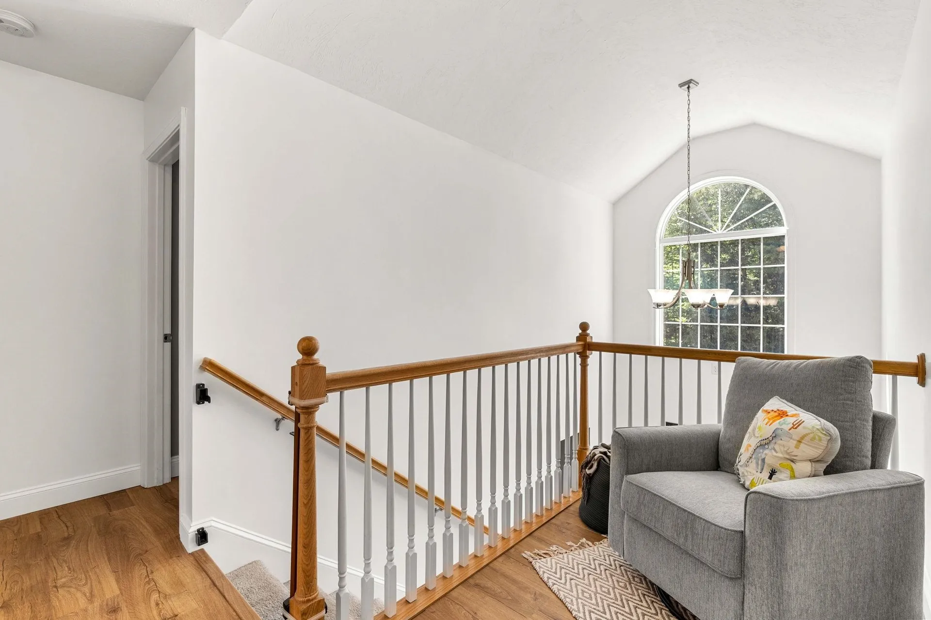 28 Rossdale Lane Weare NH 03281