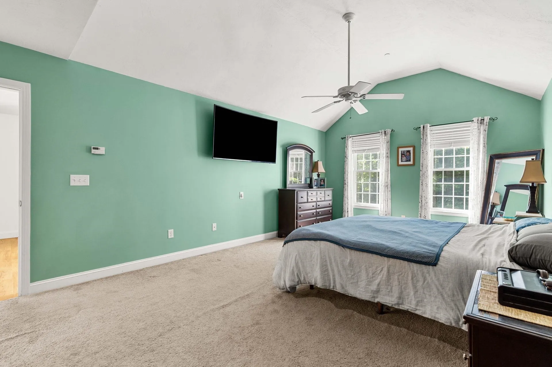 28 Rossdale Lane Weare NH 03281