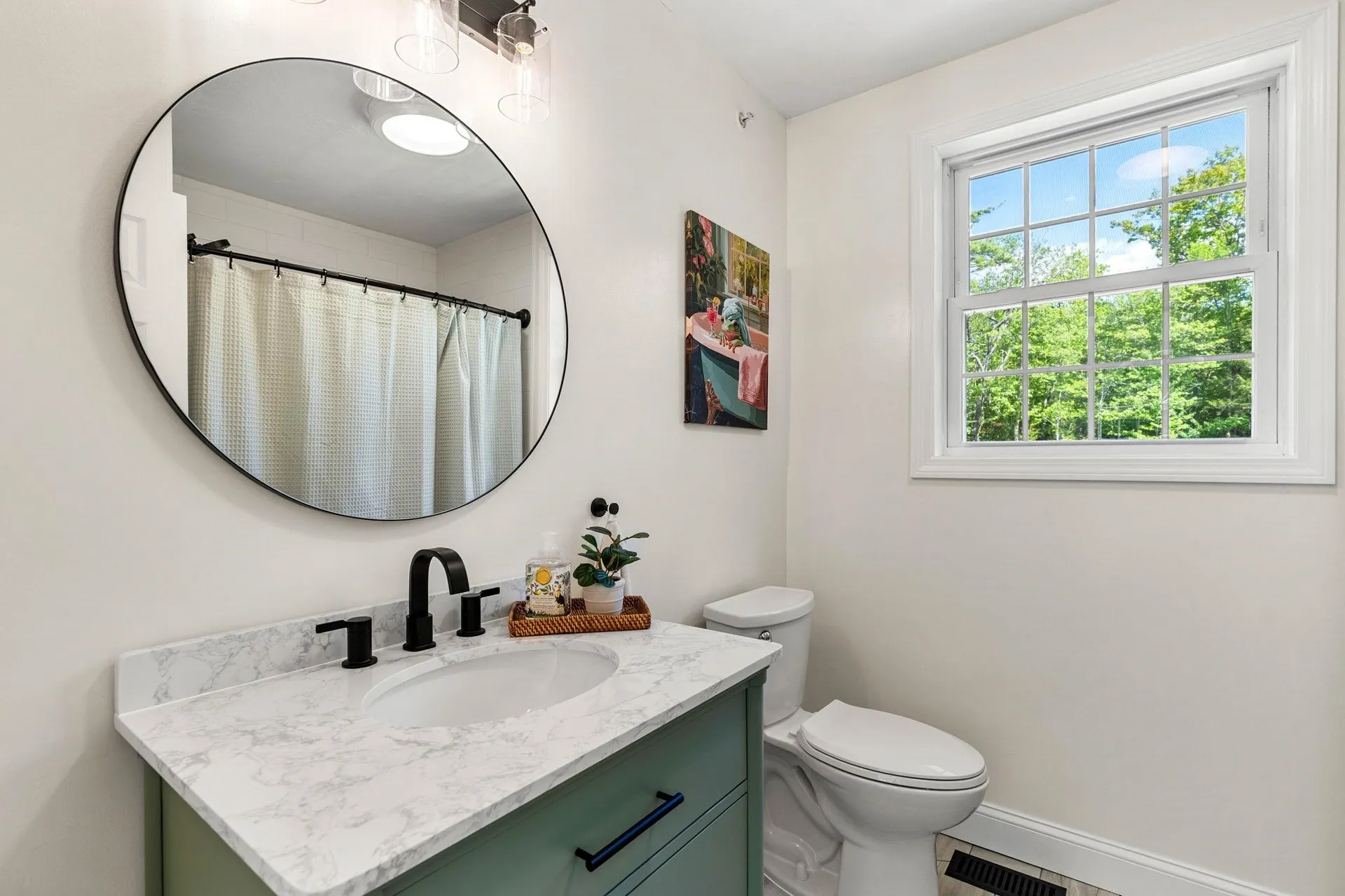 28 Rossdale Lane Weare NH 03281