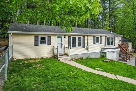 15 Hilda Avenue Derry NH 03038
